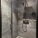Sigr 8p With Sauna