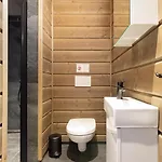 Sigr 8p With Sauna Θέρετρο *