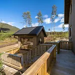 Θέρετρο Sigr 8p With Sauna