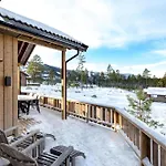 Θέρετρο Sigr 8p With Sauna *